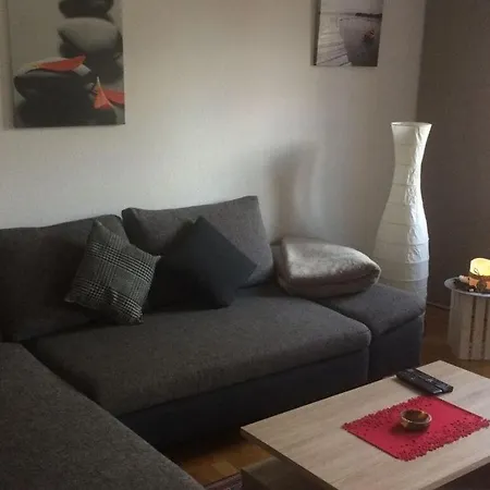 German Modern Retreat Semesterbostad